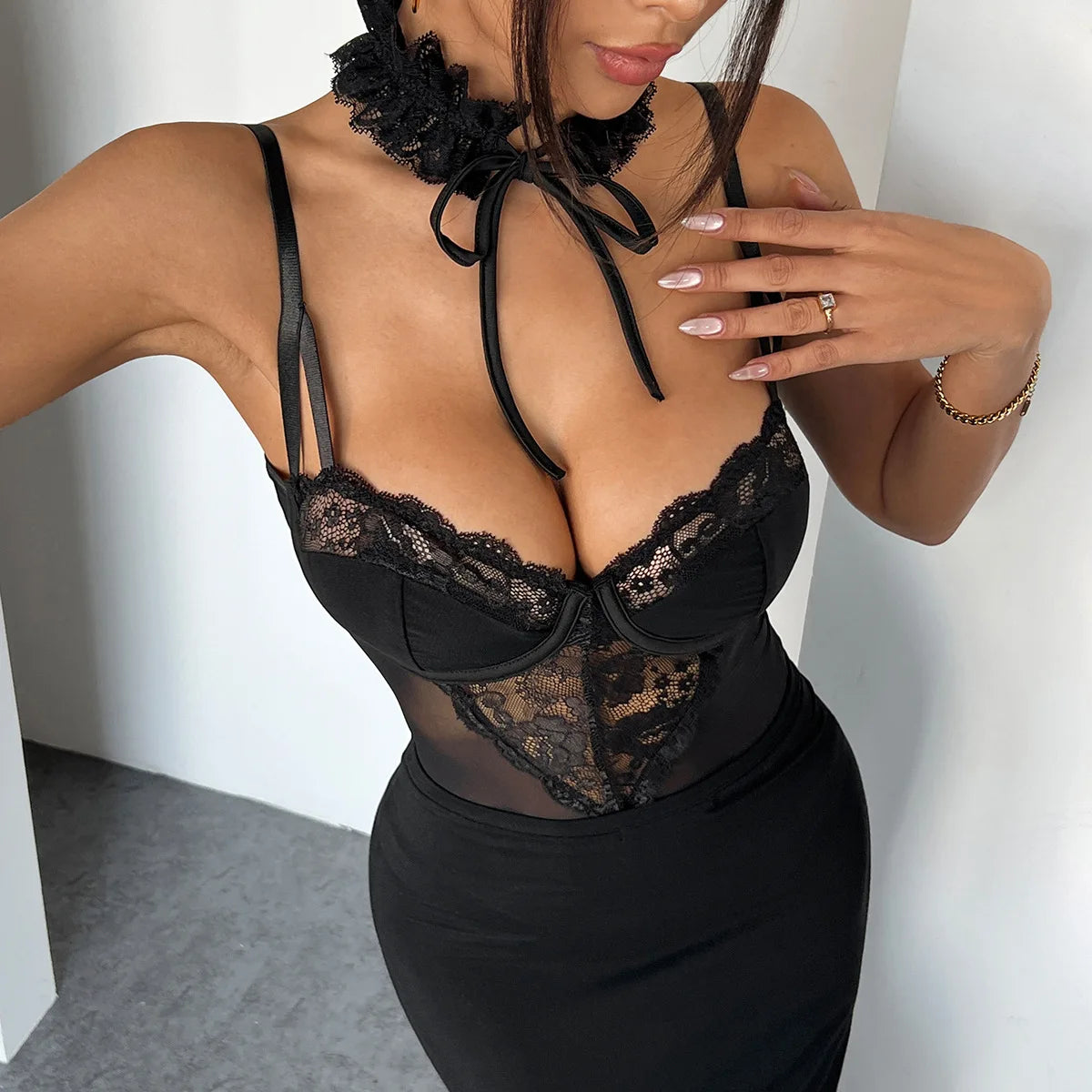 Sexy Women Black Lace Sleeveless Jumpsuit See-through Net Sling Bodysuits 2025 Summer Fashion Slim Lingerie Bodyshaper Shapewear